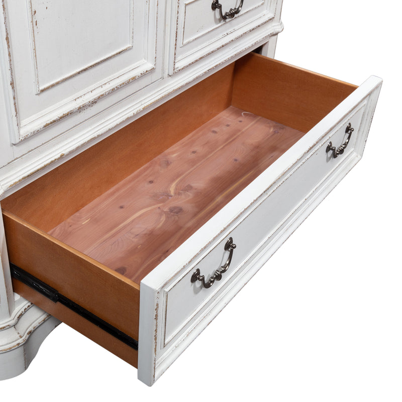 Magnolia Manor Master Chest