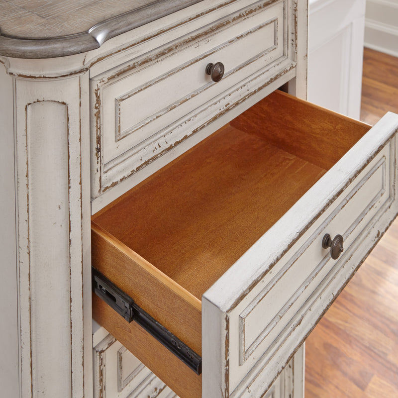 Magnolia Manor Lingerie Chest