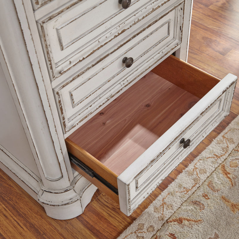 Magnolia Manor Lingerie Chest