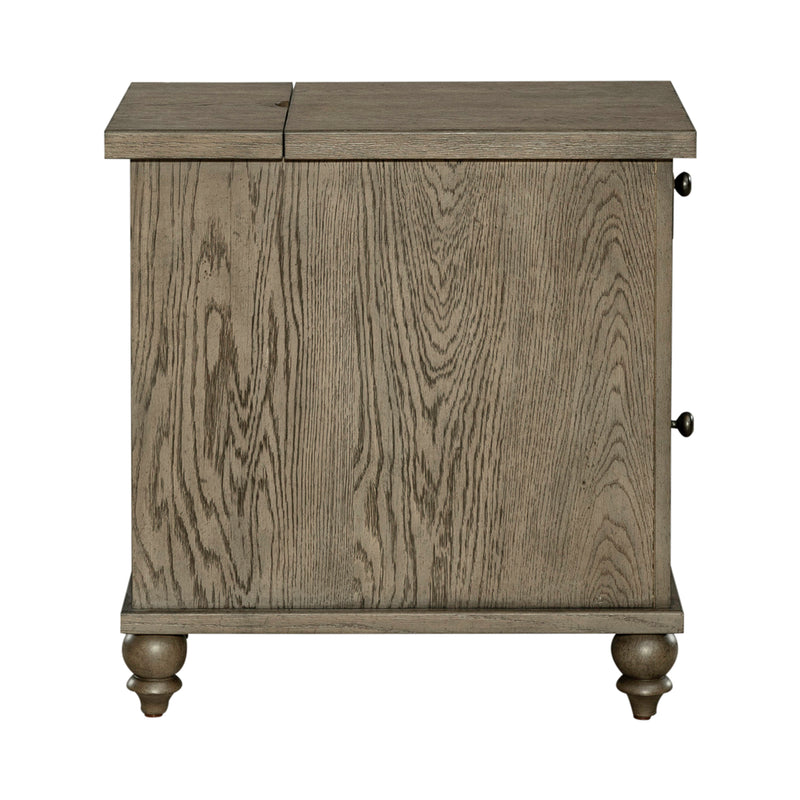 Americana Farmhouse Chair Side Table