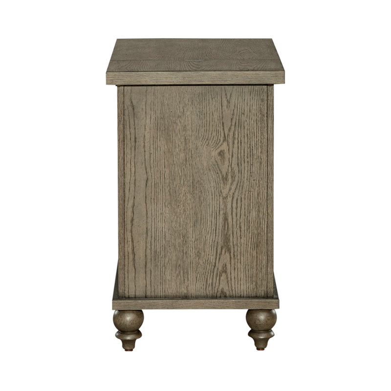 Americana Farmhouse Chair Side Table