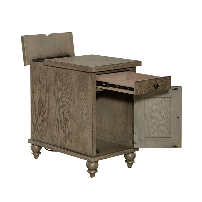 Americana Farmhouse Chair Side Table