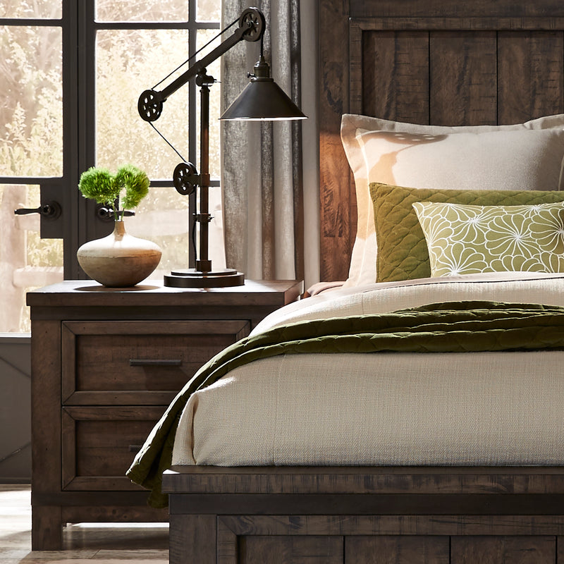 Thornwood Hills Night Stand
